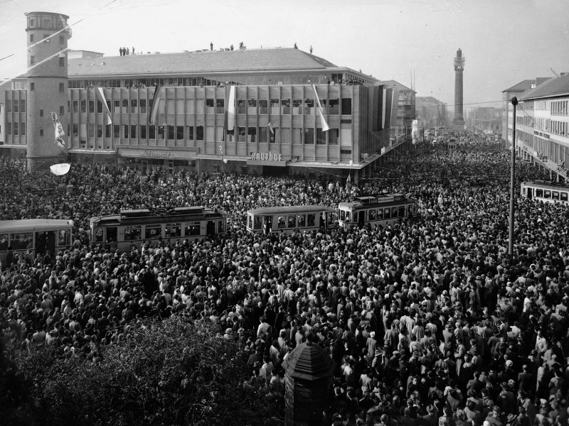 Darmstädter Kaufhof-Filiale am 14.10.1953