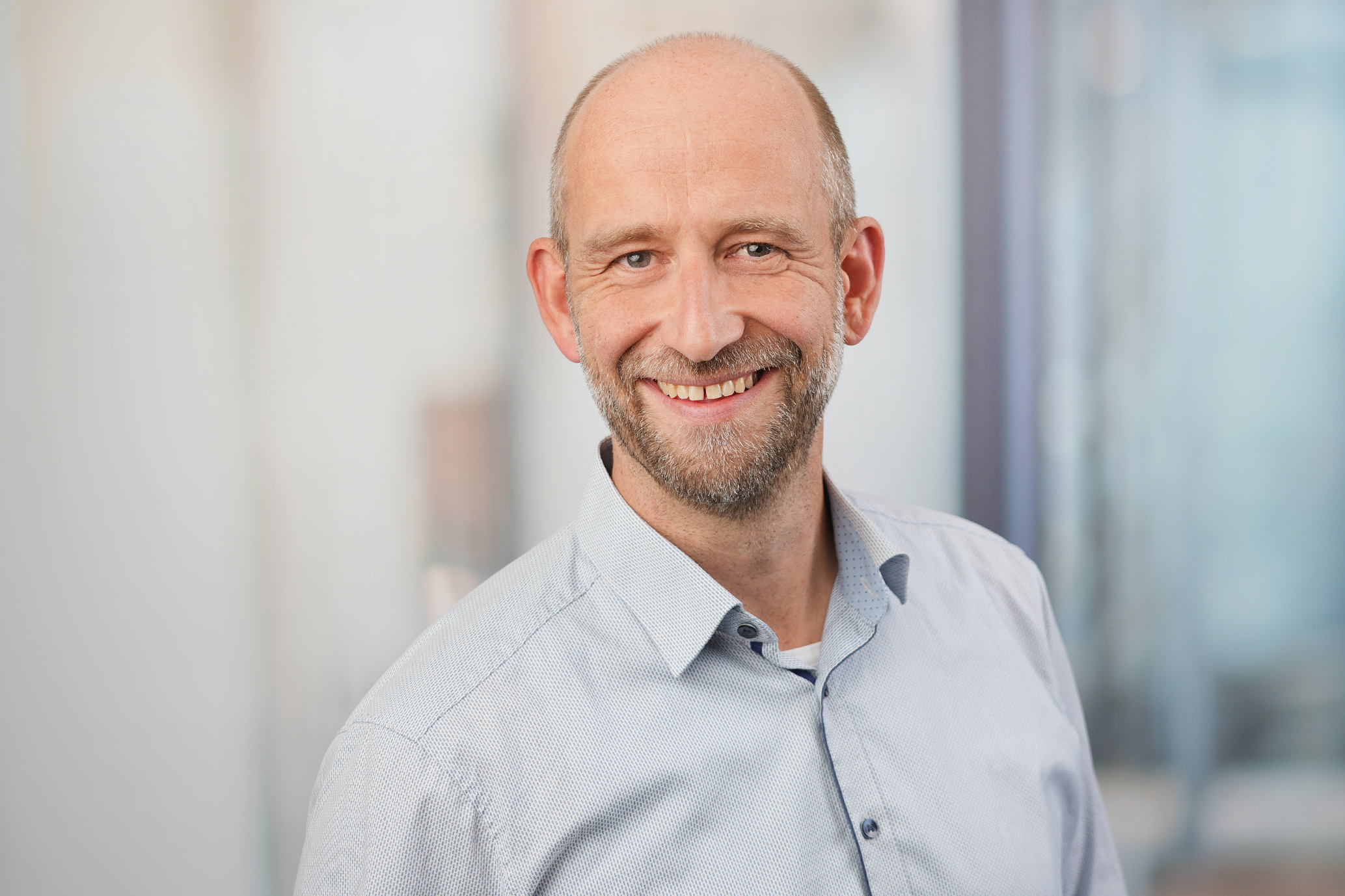 Dr. Jan Henning Curtze 