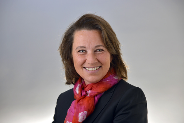 Simone Busch