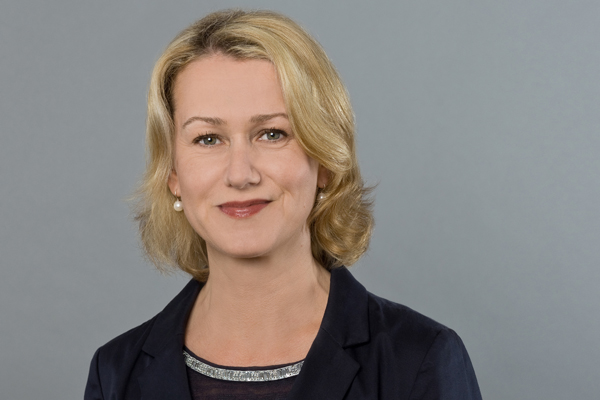 Sabine Kuhn