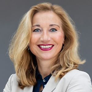 van Aken, Birgit 300x300