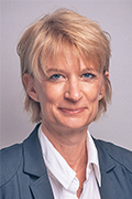 Frau im Porträt.