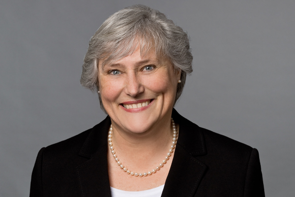 Regina Cantos-Busch
