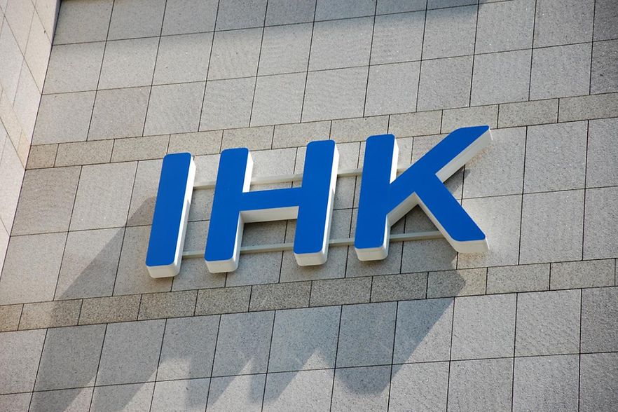 IHK-Schild am Geb&auml;ude