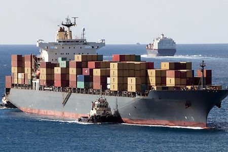 Container-Schiff