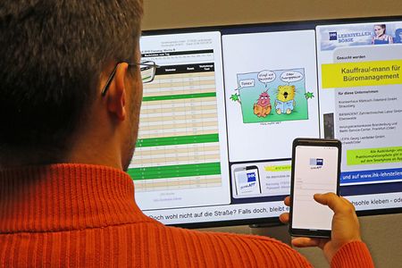 Digitales Schwarzes Brett und APP