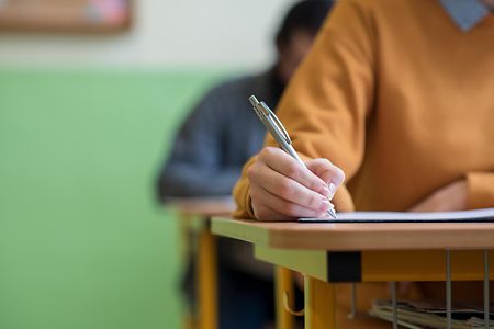 Pr&uuml;fungen AdobeStock_197909091