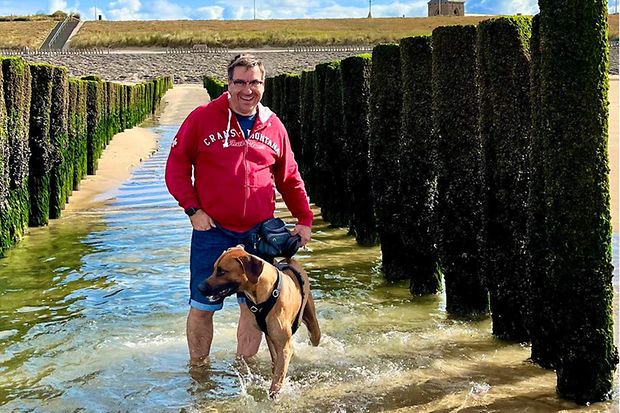 Ralf K&uuml;hnl mit Hund