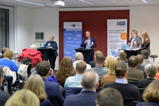 Theresia Bauer, Prof. Dr. Eckard W&uuml;rzner, Moderatoren Astrid Jacobi (Radio Regenbogen) und IHK-Gesch&auml;ftsf&uuml;hrer Andreas Kempff