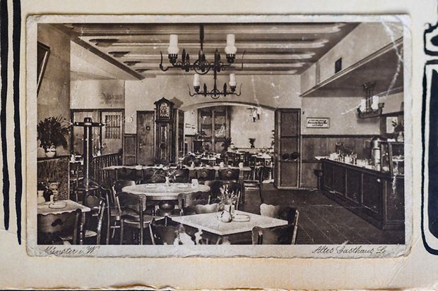 Innenaufnahme von ca 1936 aus dem Alten Gasthaus Leve