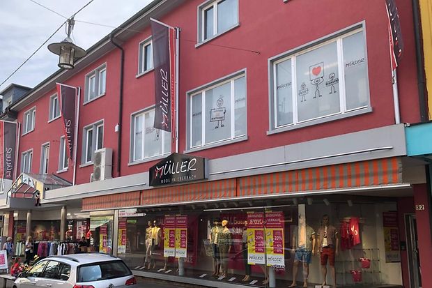Schaufenster von Modehaus M&uuml;ller in Eberbach