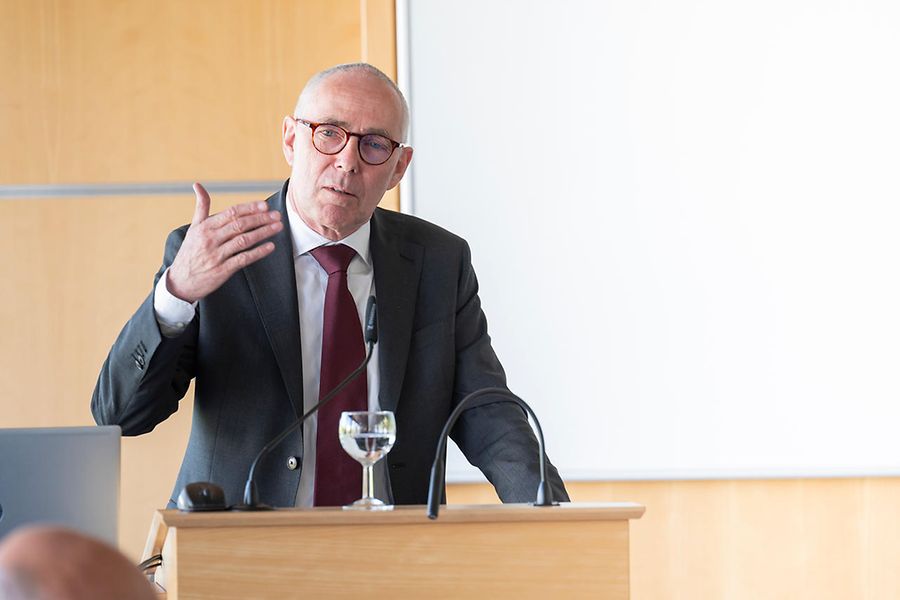 Konstituierende Sitzung der Vollversammlung der IHK Darmstadt mit Wahl des Präsidenten und des Präsidiums
