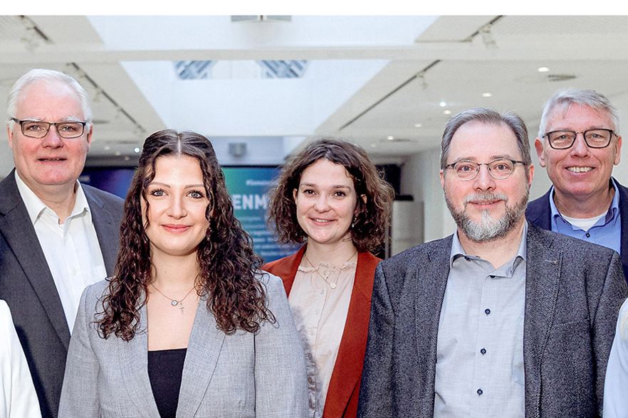 Gruppenfoto der Kolleginnen und Kollegen in der SIHK zu Hagen