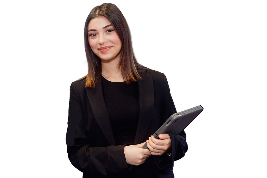 Portraitbild Sudenaz Ucan, Auszubildende der SIHK zu Hagen