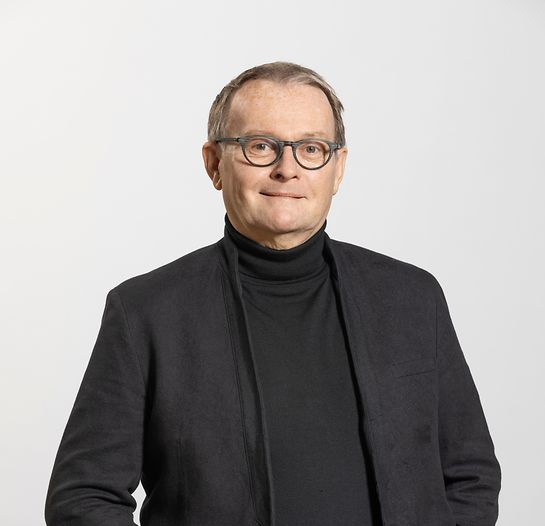 Symbolbild Portrait Burkhard Blesel