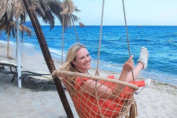 Teilzeit-Unternehmerin Nina Salevsky am Strand