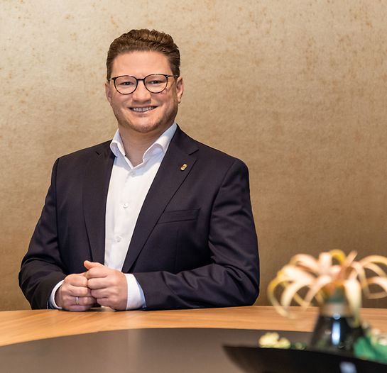 VV-Kandidat Emanuel Langer, Wahlgruppe 10 Sonstige Dienstleistungen