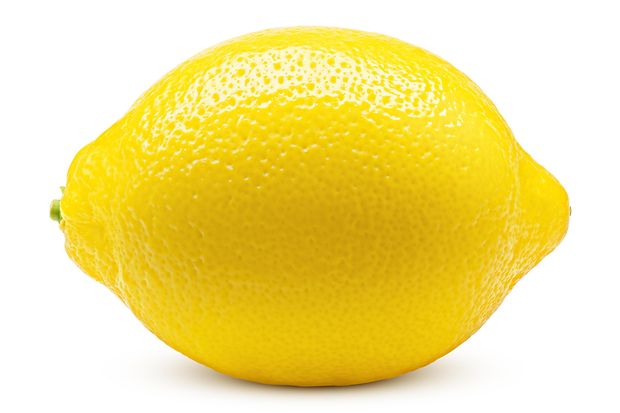 Eine gelbe Zitrone