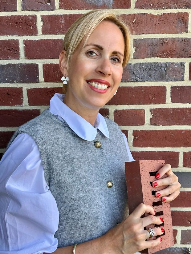 Dr. Caroline Foyer-Clitheroe 