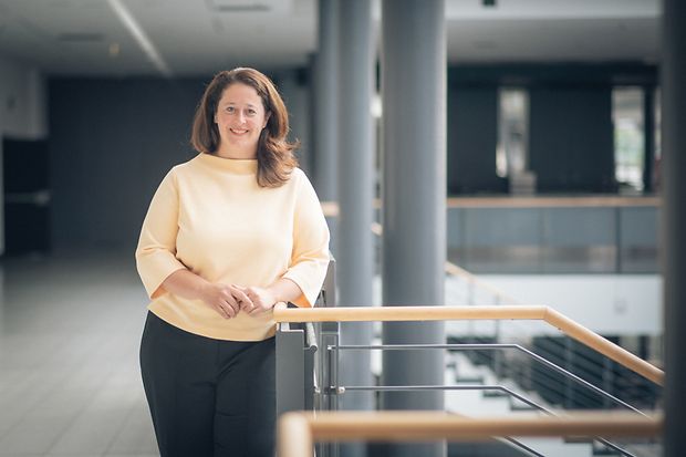 Dr. Maria Näther