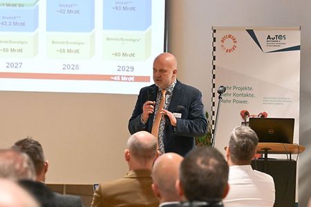 autos_veranstaltung_goetz_witzel_2025