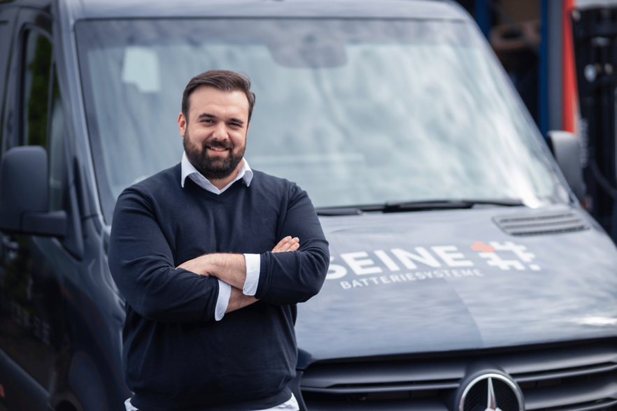 Saredin Seine,